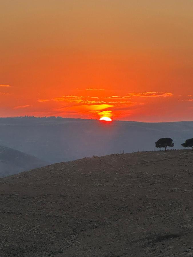 Wadi Al-Wala View Camp Otel Medeba Dış mekan fotoğraf